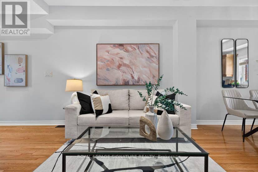 1755 Danforth Avenue, Toronto, photo 8