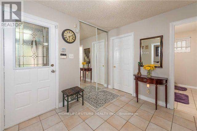 17 Chadwick Drive — photo 2 of 16