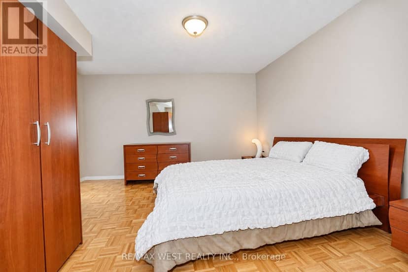 322 - 2502 Rutherford Road, Vaughan, photo 7