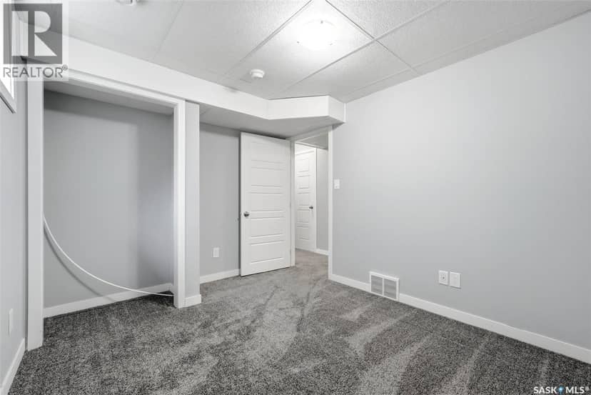 2817 Elgaard DRIVE — photo 27 of 36
