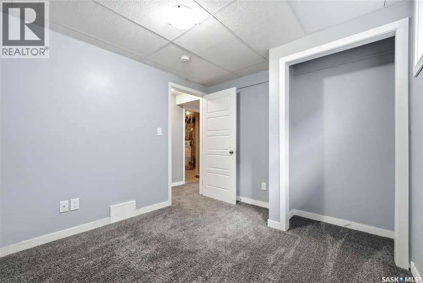 2817 Elgaard DRIVE — photo 30 of 36