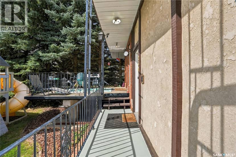 250 3rd AVENUE E — photo 40 of 40