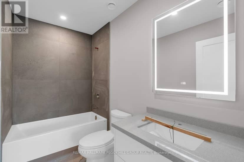 201 - 32 Brunel Road — photo 11 of 18