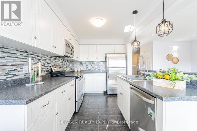 2025 Denview Avenue — photo 11 of 40