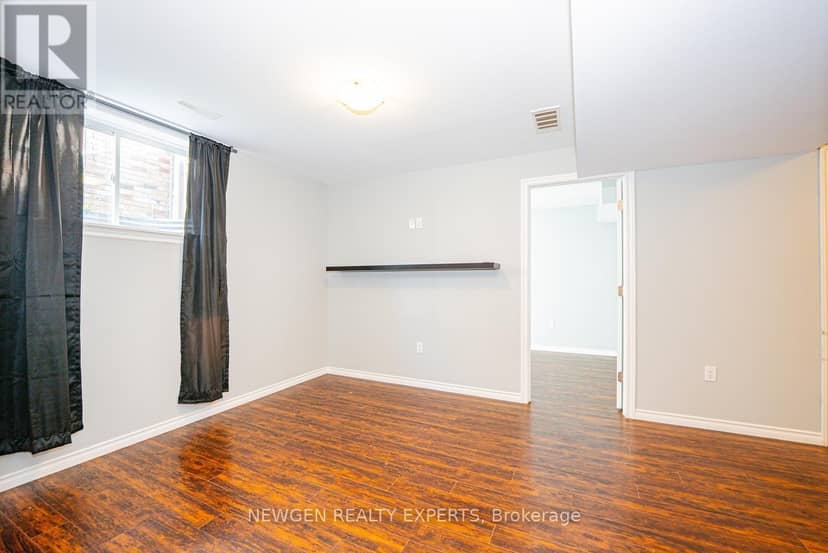 2025 Denview Avenue — photo 35 of 40