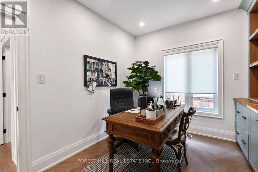 118 Pathlane Road — photo 18 of 40