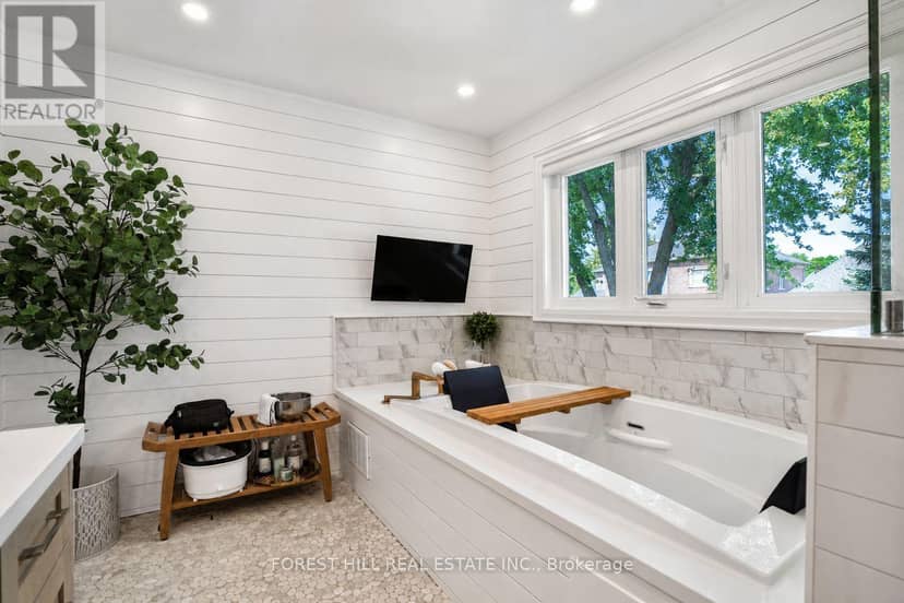 118 Pathlane Road — photo 39 of 40