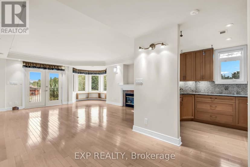 307 - 10 Bay Street E — photo 6 of 29