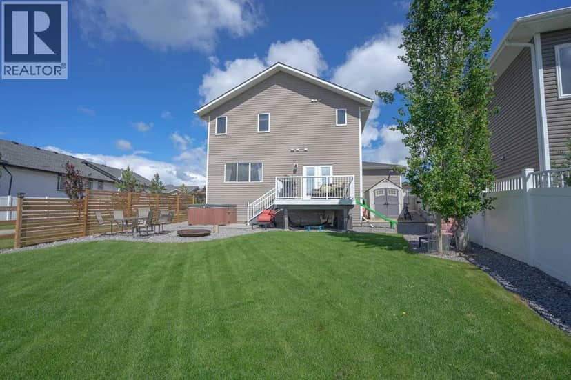 611 Robinson Avenue — photo 36 of 40