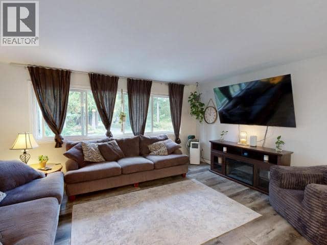 4710 BOWNESS AVE, Powell River, photo 5