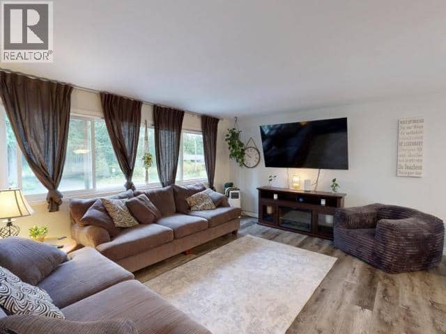 4710 BOWNESS AVE, Powell River, photo 6