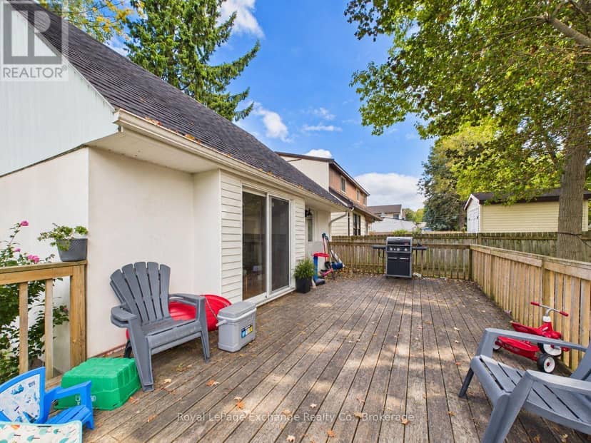 2 Regina Road — photo 15 of 17