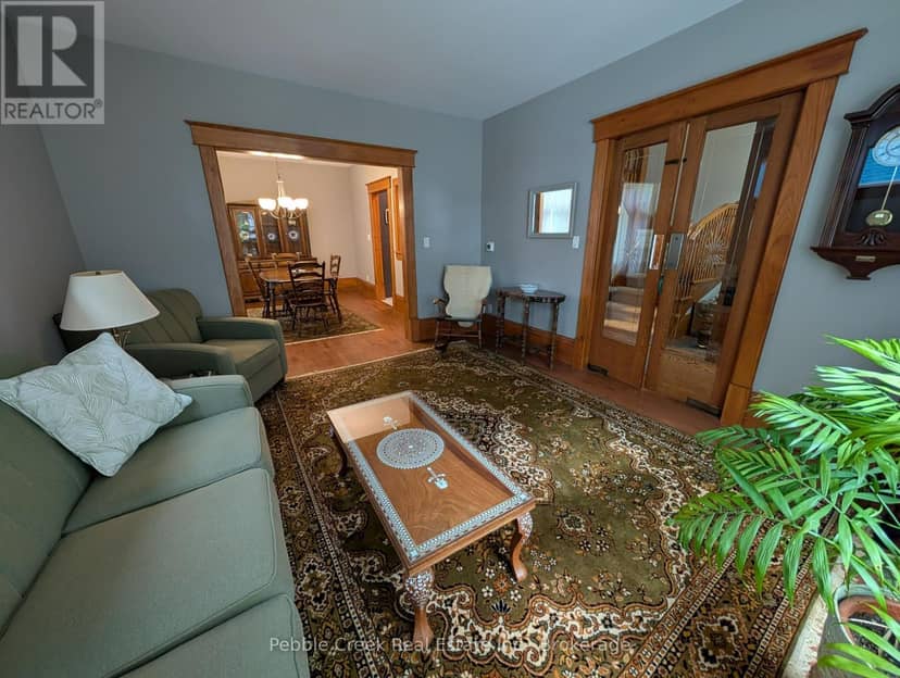 180 Cobourg Street — photo 8 of 40
