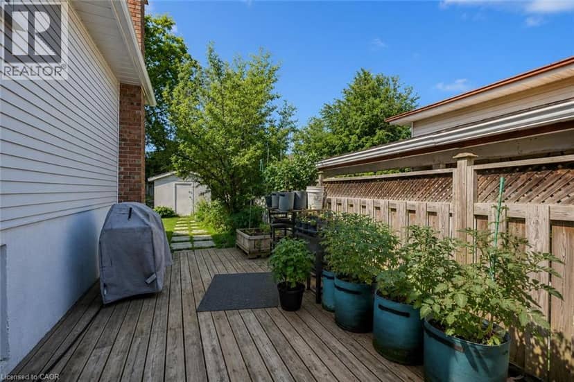 369 WEST ACRES Drive — photo 16 of 16