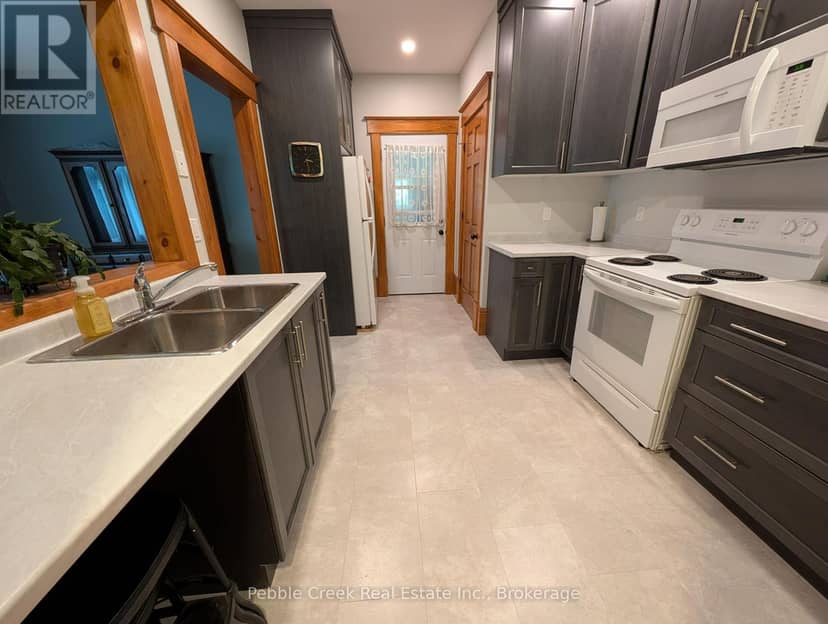 180 Cobourg Street — photo 16 of 40