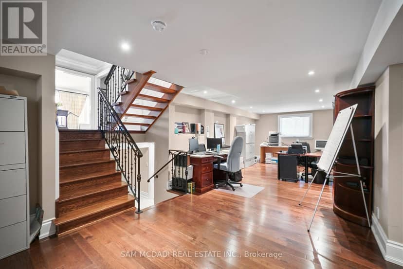 2497 Sharon Crescent — photo 31 of 40