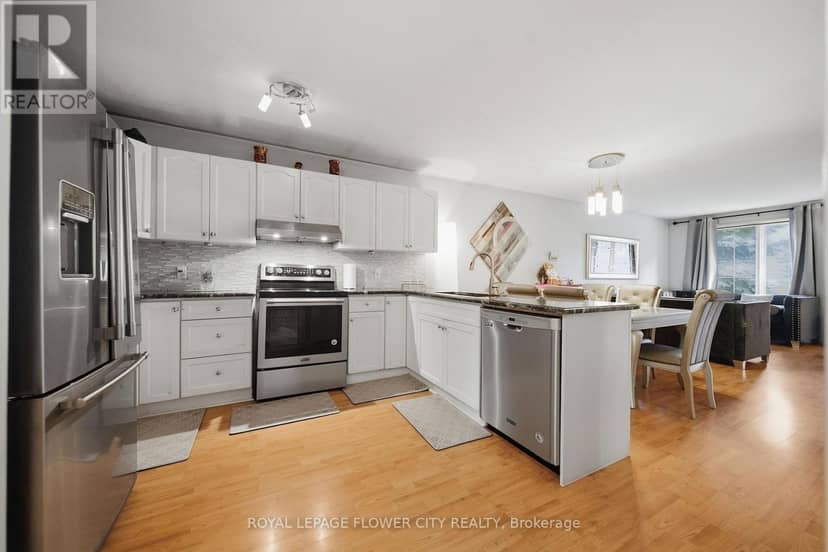 118 Marlborough Street — photo 16 of 40
