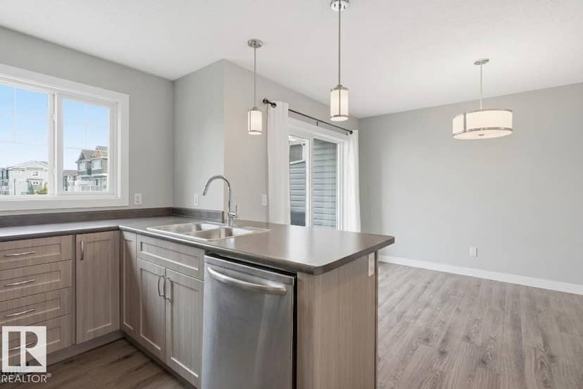 #12 1391 Starling Dr NW — photo 11 of 26
