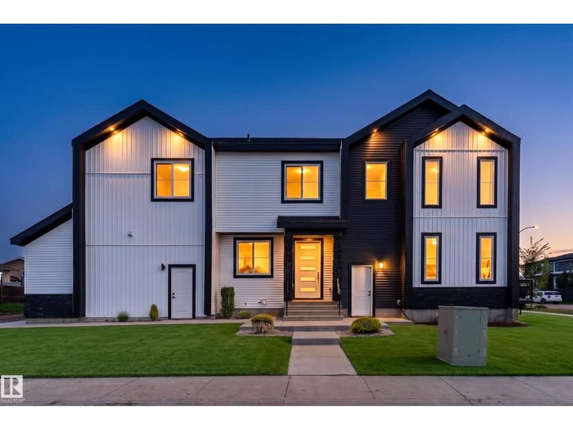84 Maple Cr, Gibbons