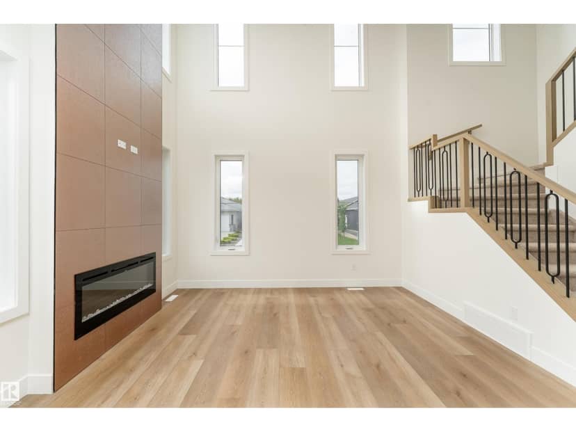 84 Maple Cr, Gibbons, photo 5