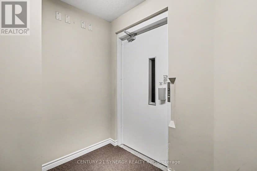 206 - 38 Charles Street, North Stormont, photo 4