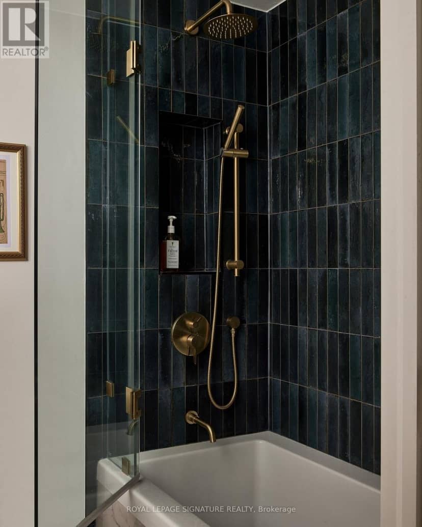 2406 - 33 Mill Street — photo 14 of 28