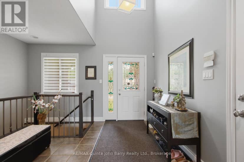 2 Pine Marsh Lane — photo 6 of 40