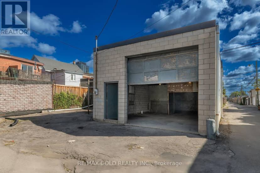 131R Millicent Street — photo 7 of 12