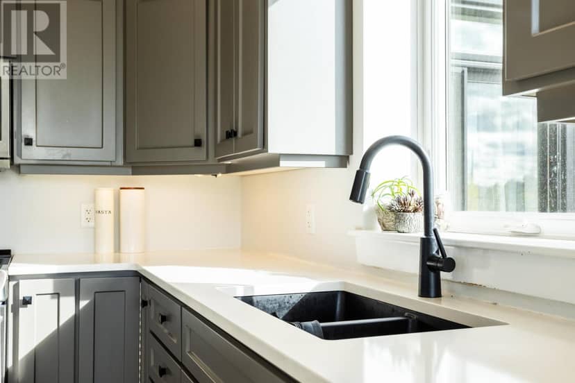 15 Foxboro Lane — photo 9 of 29