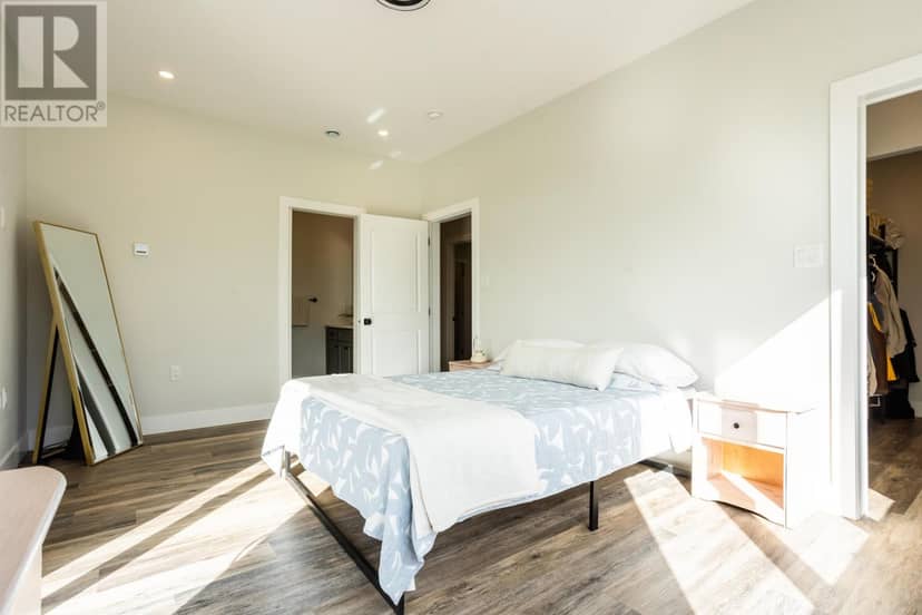 15 Foxboro Lane — photo 15 of 29