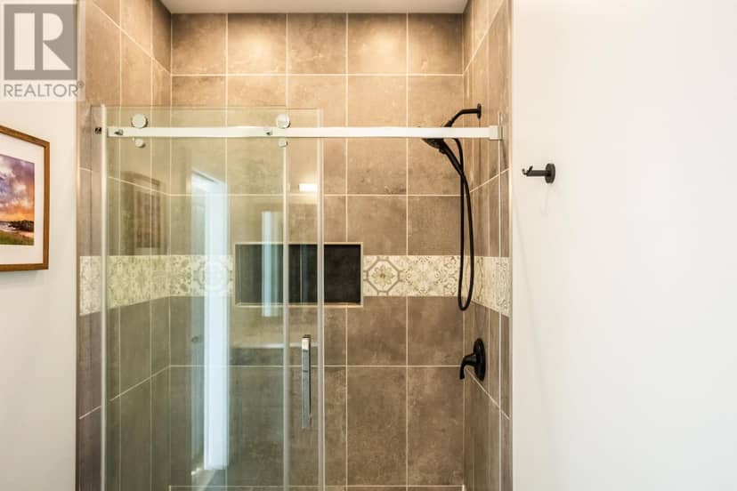 15 Foxboro Lane — photo 17 of 29