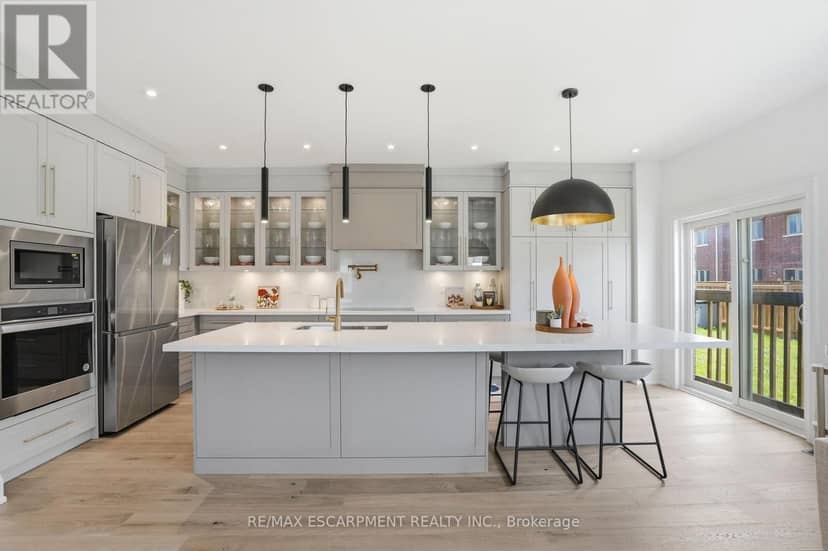 27 Rainey Drive — photo 11 of 39