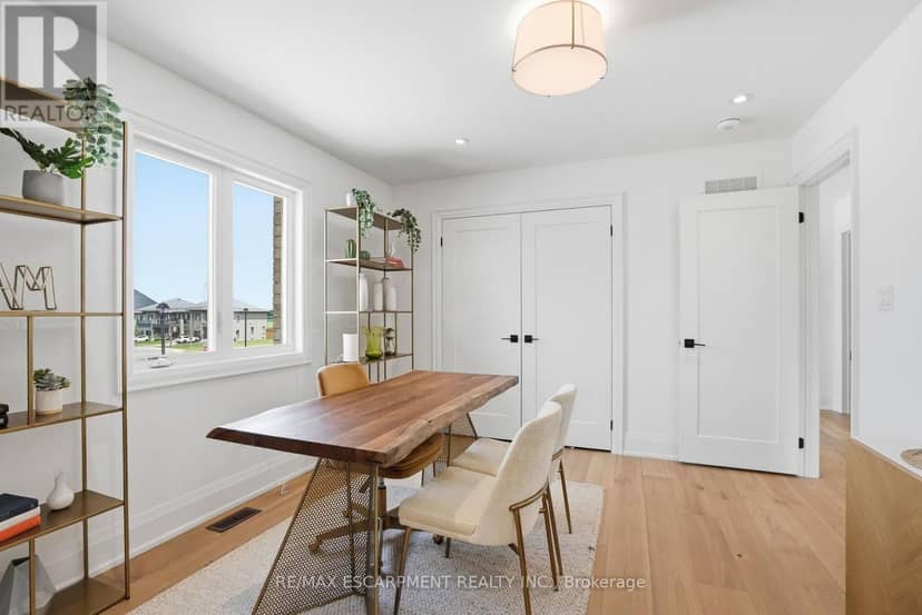 27 Rainey Drive — photo 33 of 39