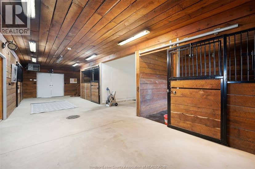 6811 Concession Rd 8 — photo 37 of 40