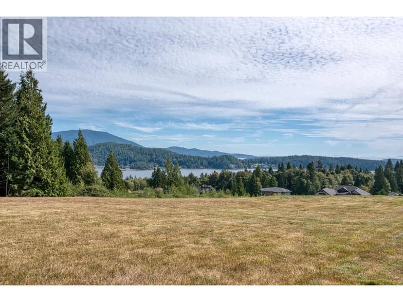 604 WOODLAND AVENUE, Gibsons, photo 4
