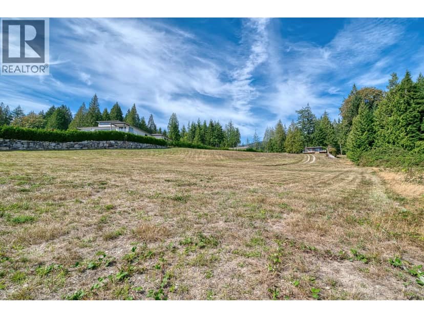 604 WOODLAND AVENUE, Gibsons, photo 8
