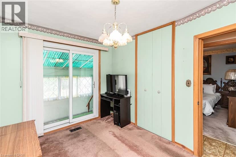 30 GOLDFINCH Road — photo 21 of 40