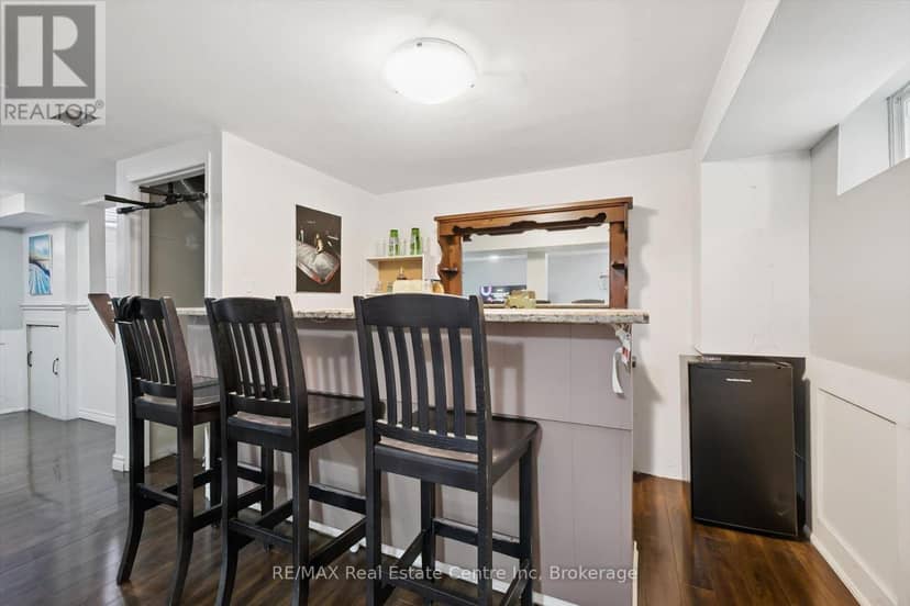 369 West Acres Drive — photo 11 of 16