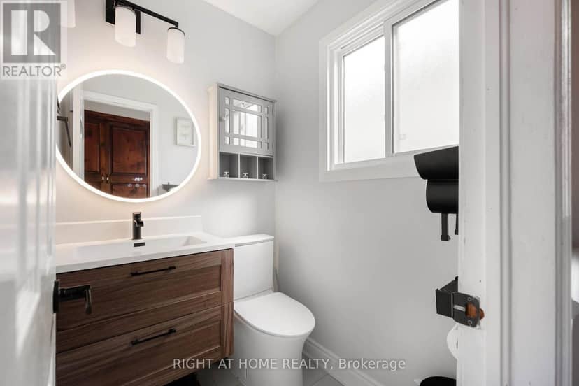 136 Elderwood Place — photo 15 of 40
