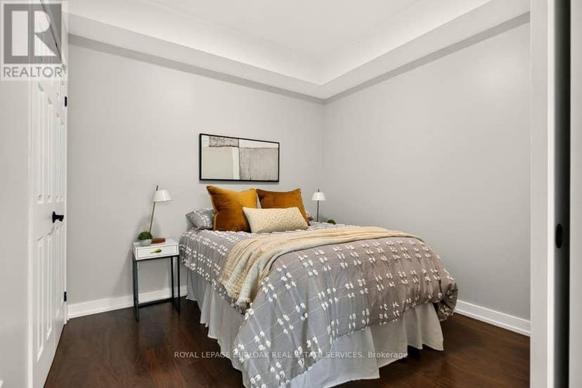 701 - 2486 Old Bronte Road — photo 11 of 22