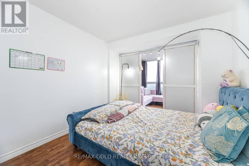 903 - 8 Lisa Street — photo 13 of 23