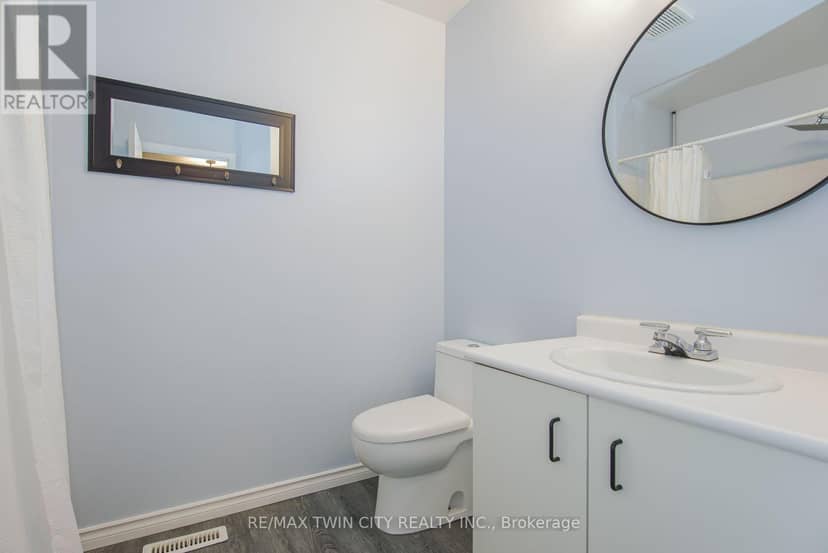 13 - 125 Sekura Crescent — photo 31 of 40