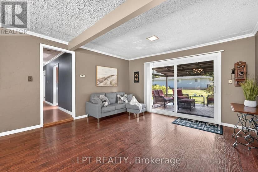 263 Richmond Street — photo 23 of 40