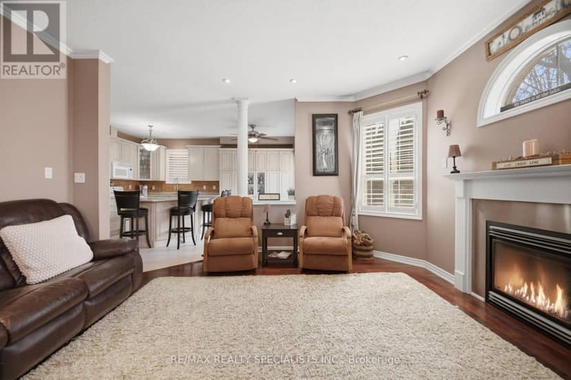 187 Cooke Crescent — photo 11 of 36