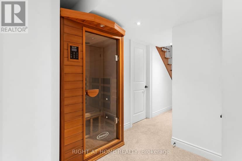 1068A Shaw Drive — photo 39 of 40