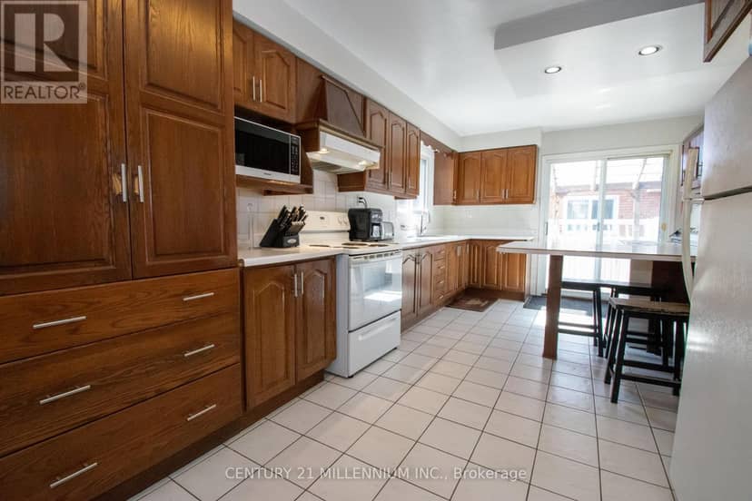 3 College Park Drive — photo 16 of 40