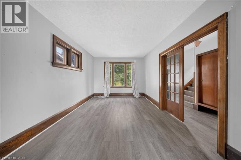 145 ALBERT Street W — photo 8 of 25
