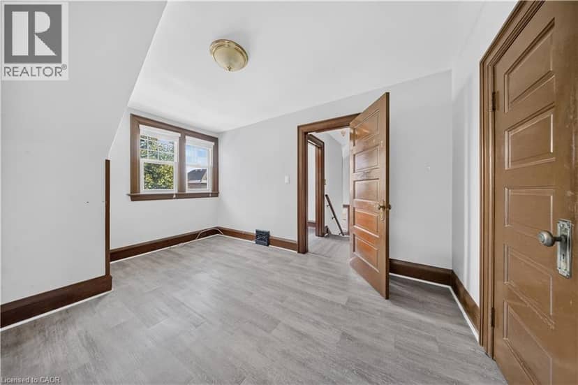 145 ALBERT Street W — photo 14 of 25