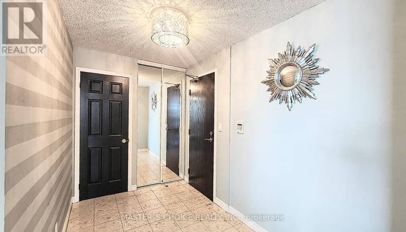 2805 - 18 Spring Garden Avenue — photo 6 of 40