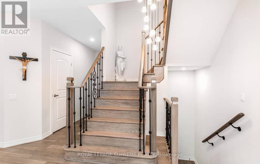 95 Selby Crescent — photo 18 of 40